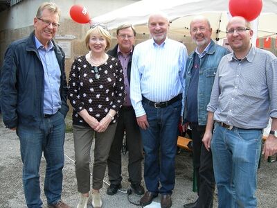 Walter Bauer, Gertrud Link, Prof. Dr. Willfried Nobel, Rainer Arnold, Erich Klauser, Jörg Pauly (v.l.n.r.). Foto: Kramer